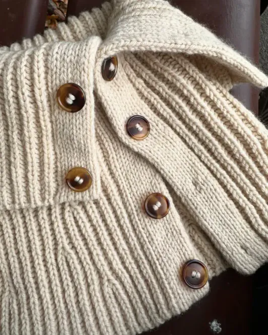 Hovedbilde November Neck